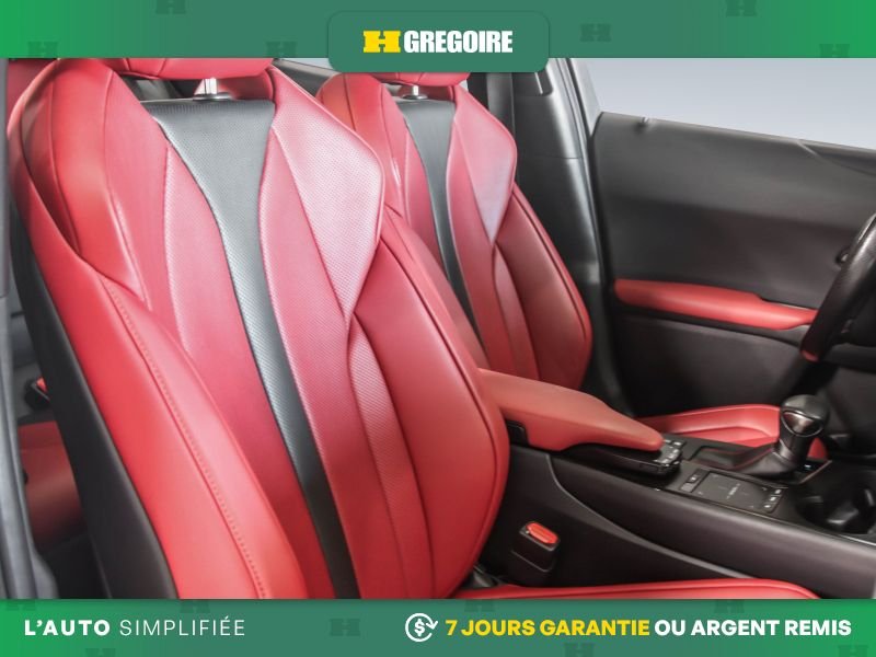 2020 Lexus UX White Blainville - photo #30