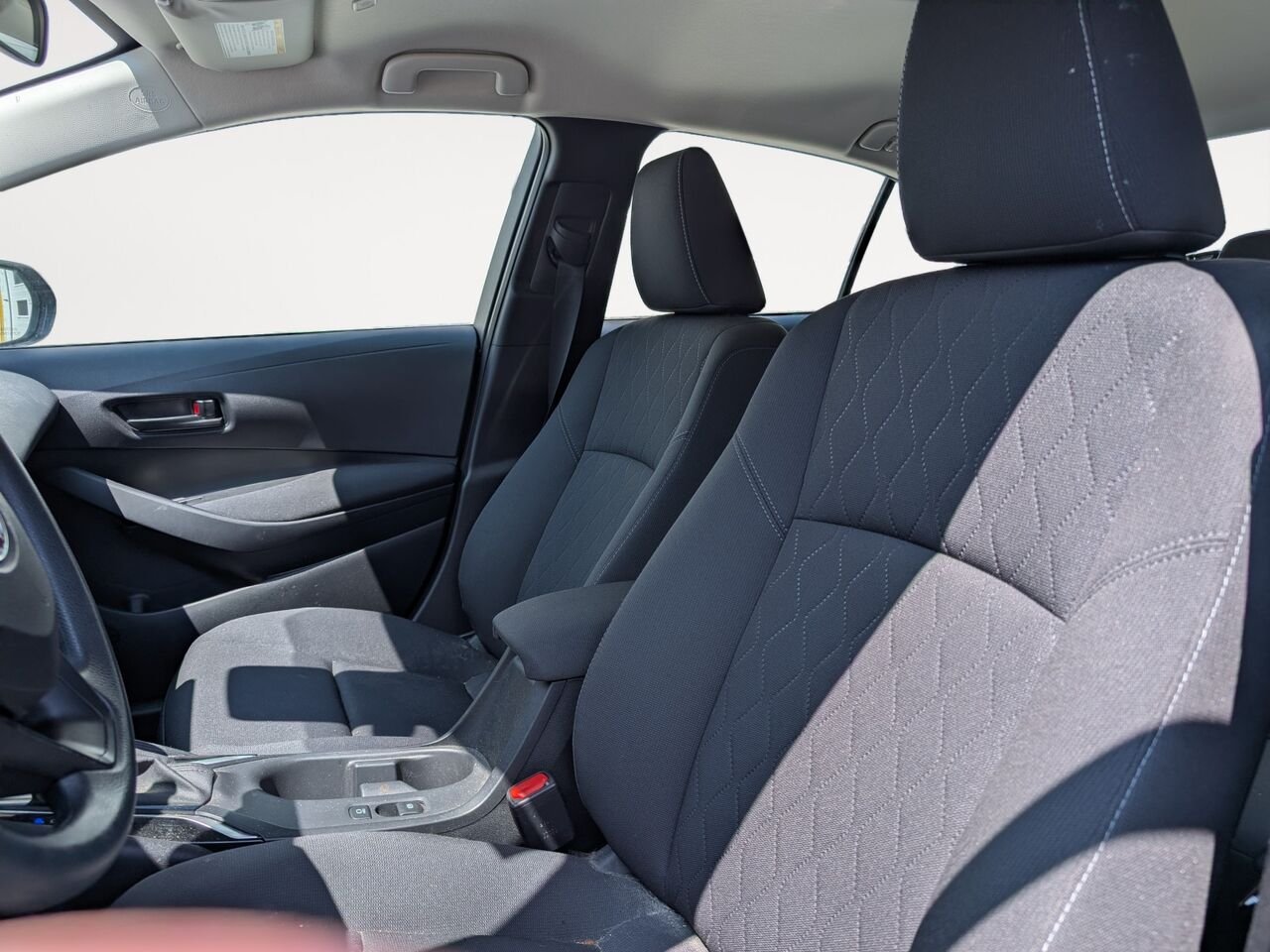 Toyota Corolla LE/SIÈGES CHAUFFANT/CAMÉRA DE RECUL/BLUETOOTH/AC 2023 Bleu Sherbrooke - photo #7