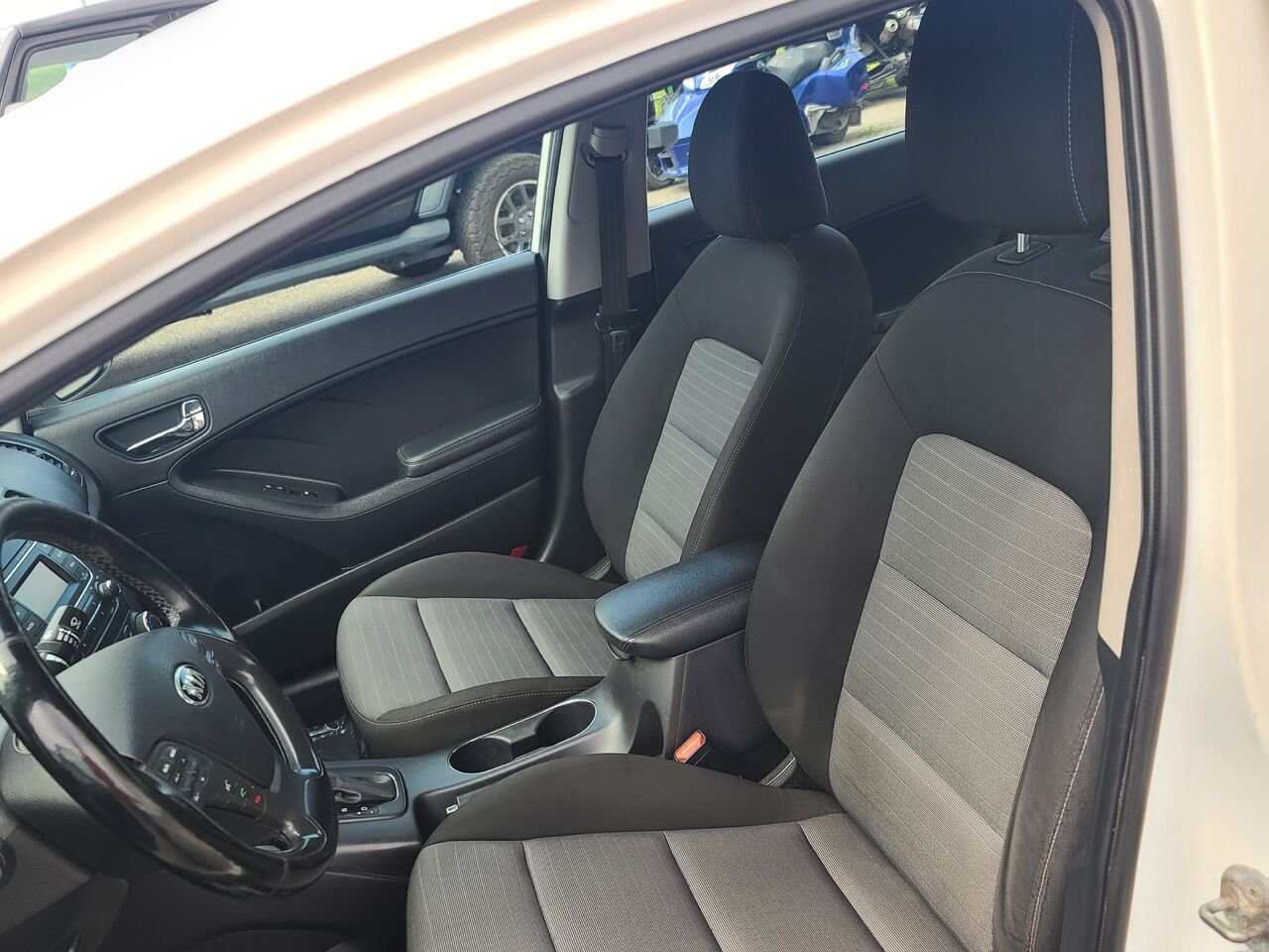 Kia Forte 2015 Blanc Longueuil, - photo #8