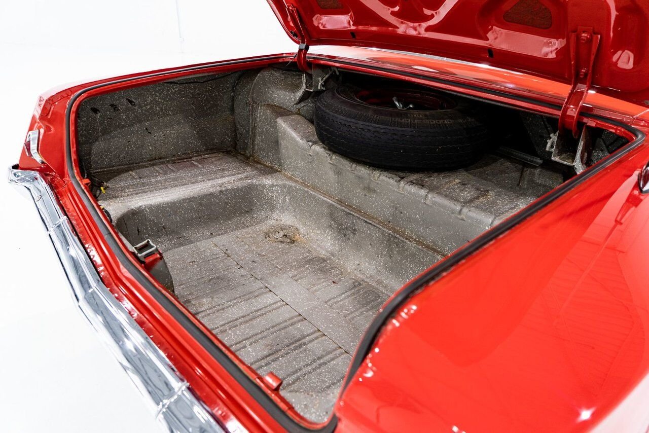 Chevrolet Biscayne Unrestored nearly all original parts 1962 Rouge Montréal - photo #22