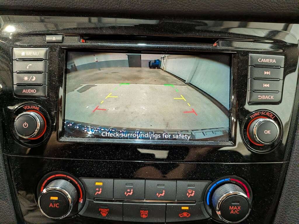 2023 Nissan Qashqai FWD S CVT Black Val-David - photo #20