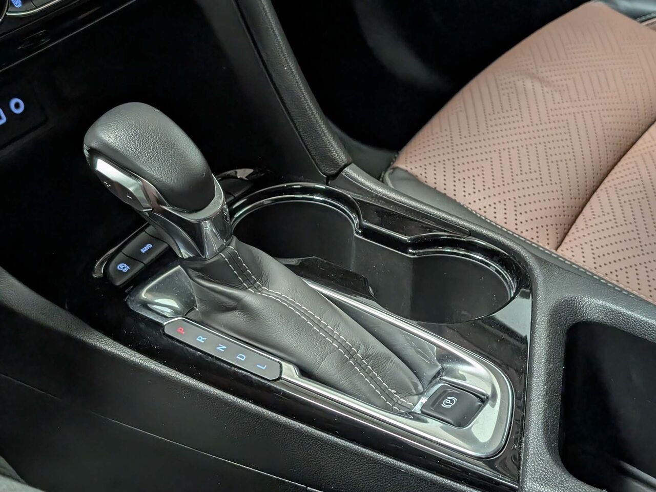 BUICK ENCORE GX ESSENCE AWD Cuir Sièges et Volant Chaufants 2022 Autre Sherbrooke - photo #22