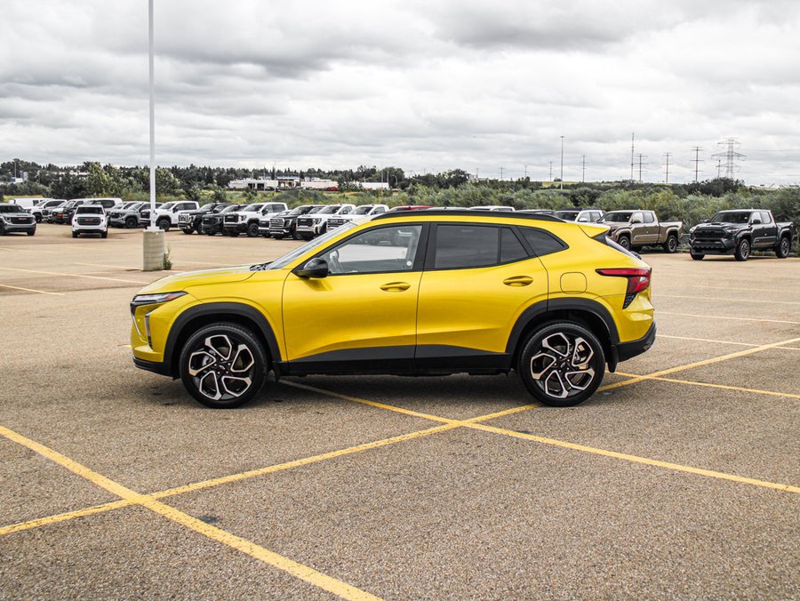 2024 Chevrolet Trax 2024 Yellow