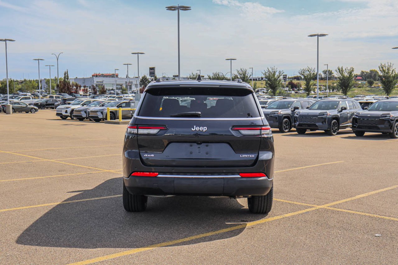 2024 Jeep Grand Cherokee L Limited 4x4 Blue Sherwood Park - photo #6