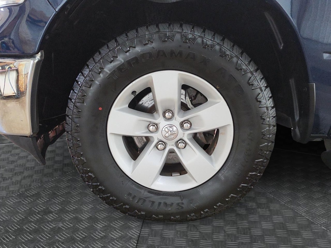 Ram 1500 Classic NIV 1C6RR7ST9PS520748 2023 Baie-Comeau - photo #6