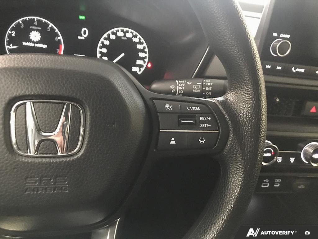 2025 Honda CR-V 2600960A | LX White Edmonton - photo #15