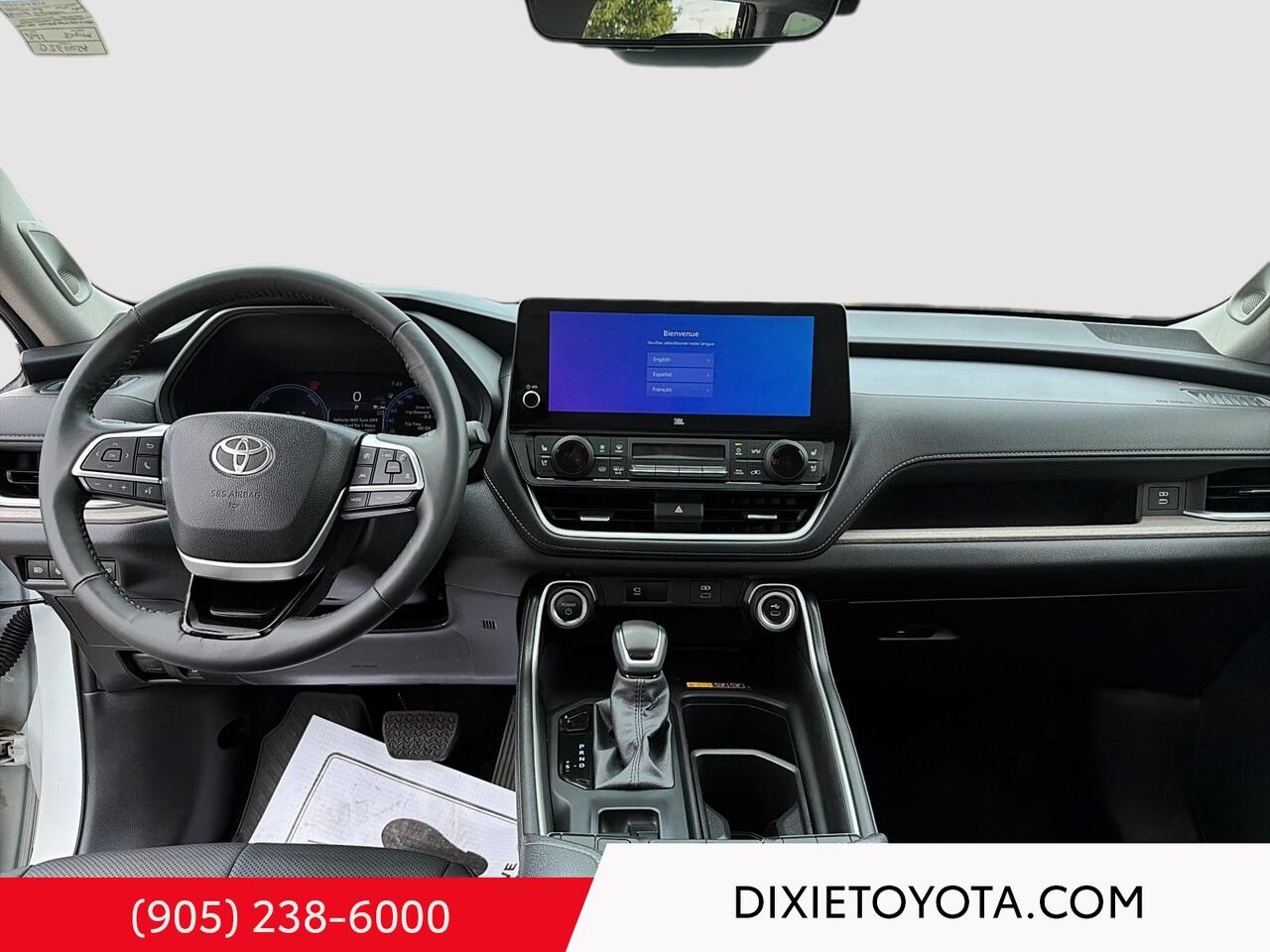 2025 Toyota Grand Highlander HYBRID LIMITED AWD / HEATED AND VENTILATED SEATS / MOONROOF / ALLOY WHEELS / CARPLAY AND ANDROID AUTO White Mississauga - photo #18