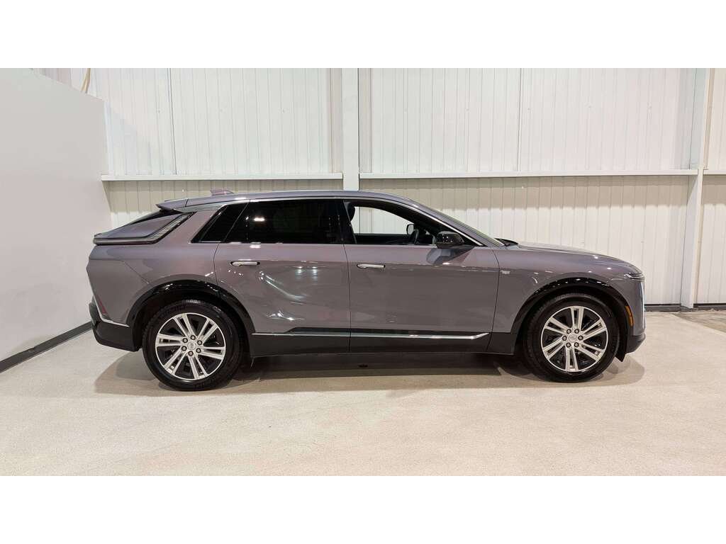 2024 Cadillac LYRIQ 4dr Tech w/1SA Grey Val-David - photo #3
