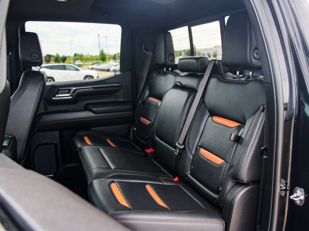 2022 GMC Sierra 1500 4WD Crew Cab 147 AT4 Black Sherwood Park - photo #32