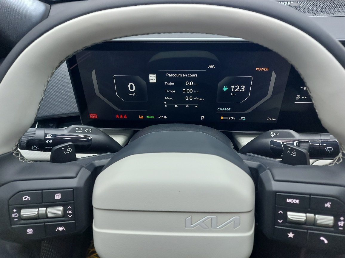 2026 Kia EV4 Shale Grey Blainville - photo #24