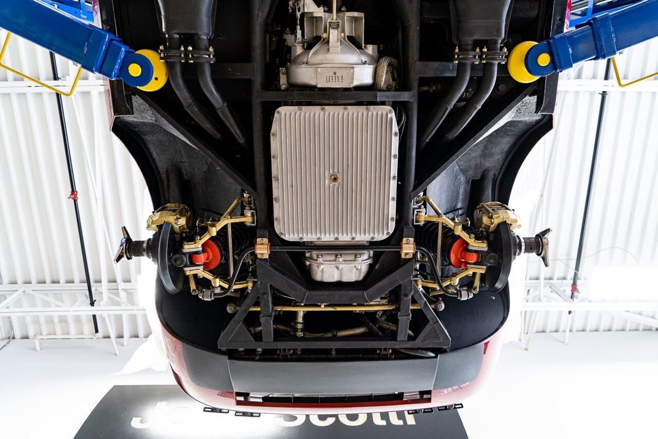 1973 Ferrari 365 GTB4 Daytona 18,301 miles With Orig Books/Tools/ Carbs / Filter Box Red Montreal - photo #99
