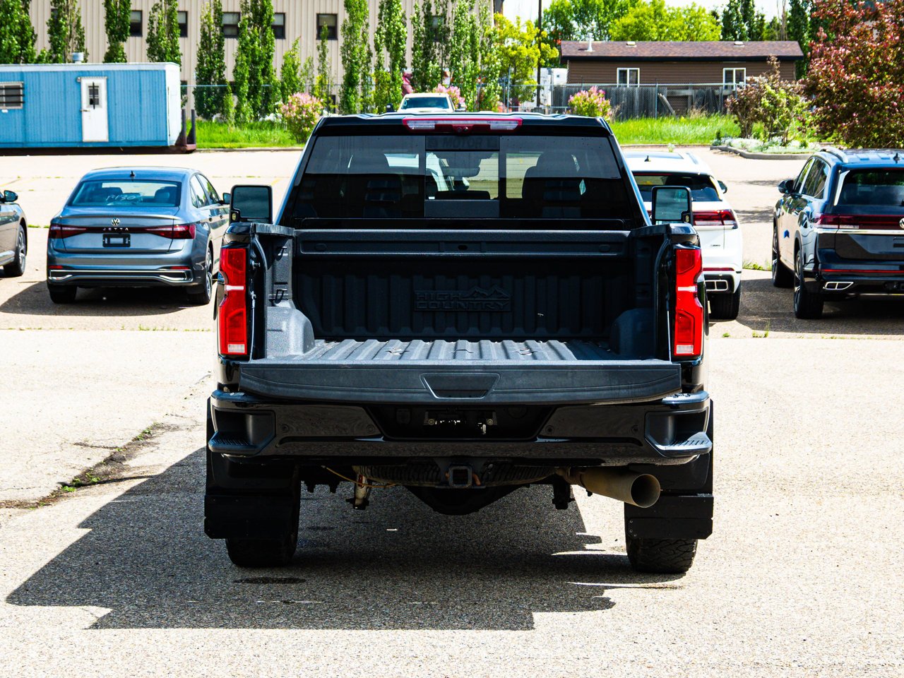 2024 Chevrolet Silverado 3500HD 4WD Crew Cab 159 High Country Black Sherwood Park - photo #9