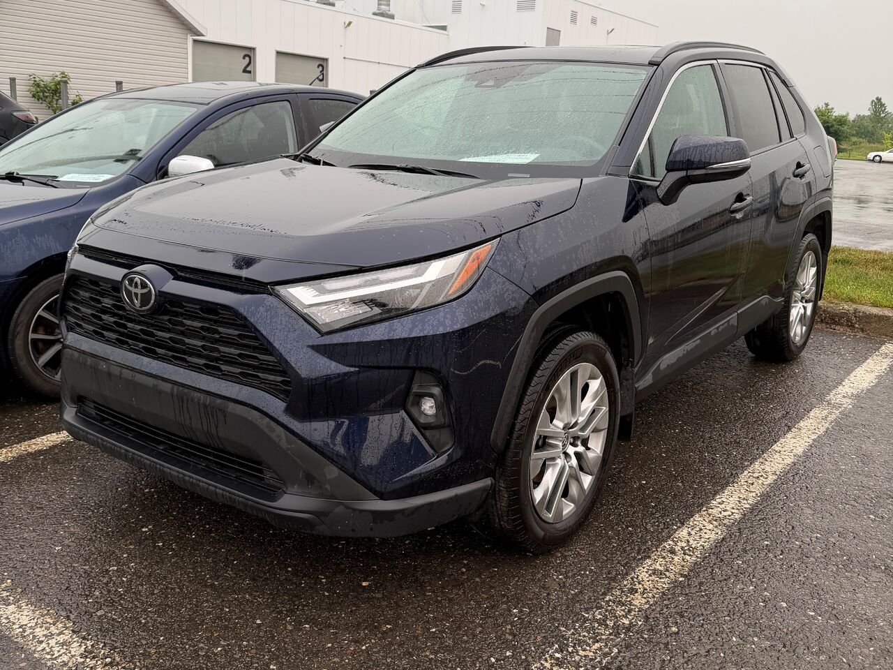 Toyota Rav4 XLE AWD XLE TI 2024 Bleu Lévis - photo #0