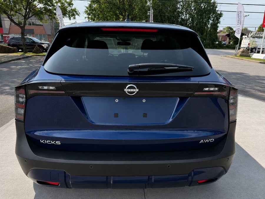 NISSAN Kicks 2026 2026 Bleu foncé nacré