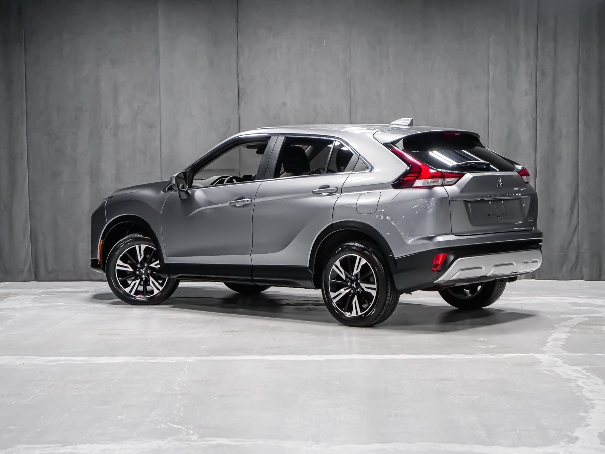 2024 Mitsubishi Eclipse Cross SE Grey Montreal - photo #3
