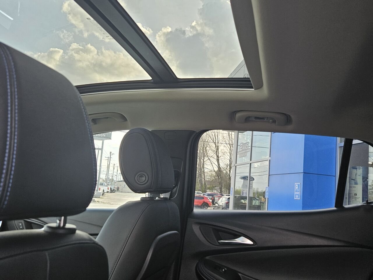 2026 Buick Encore GX Tourisme sport 4 portes TI Ebony Twilight Metallic Thetford Mines - photo #16