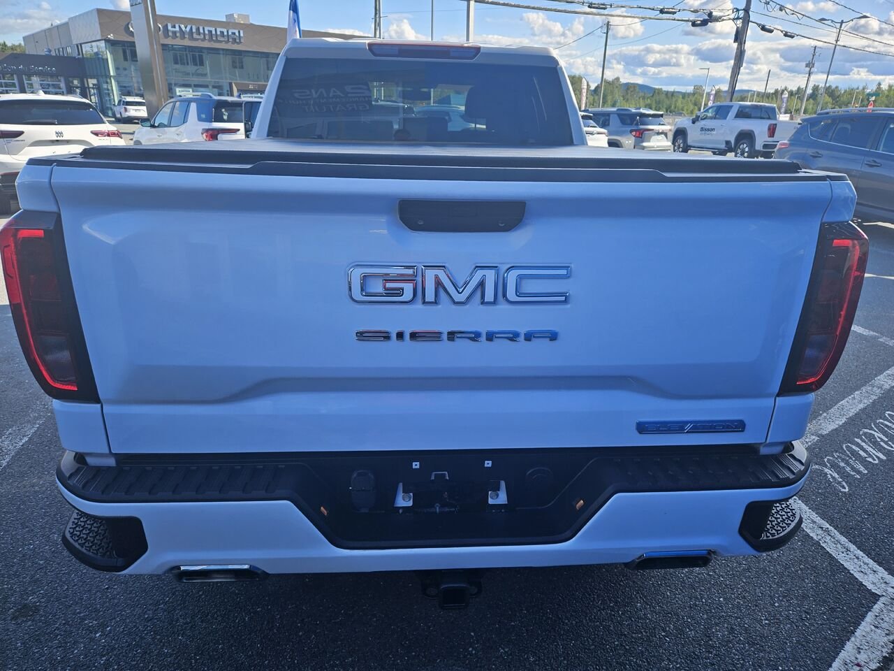 2021 GMC Sierra 1500 Elevation cabine double 4RM 147 po White Thetford Mines - photo #17