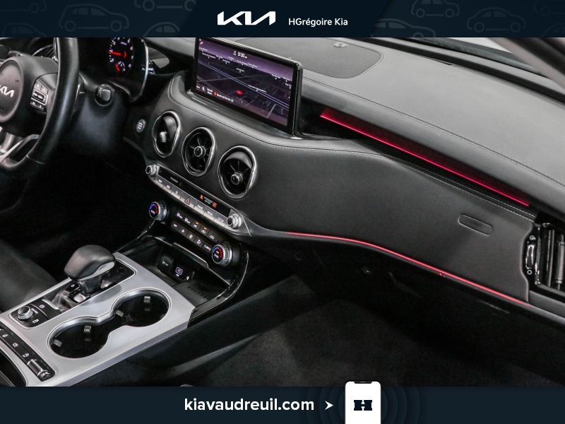 2022 Kia Stinger Black Saint-Eustache - photo #29