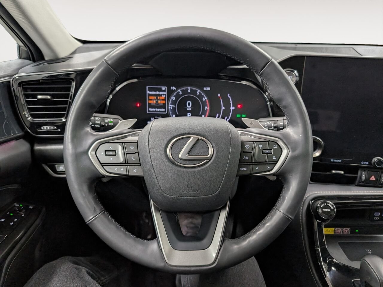 Lexus NX NX 350/SIÈGES CHAUFFANTS ET VENTILLÉS/TOIT OUVRANT/VOLANT CHAUFFANT 2022 Blanc Sherbrooke - photo #12
