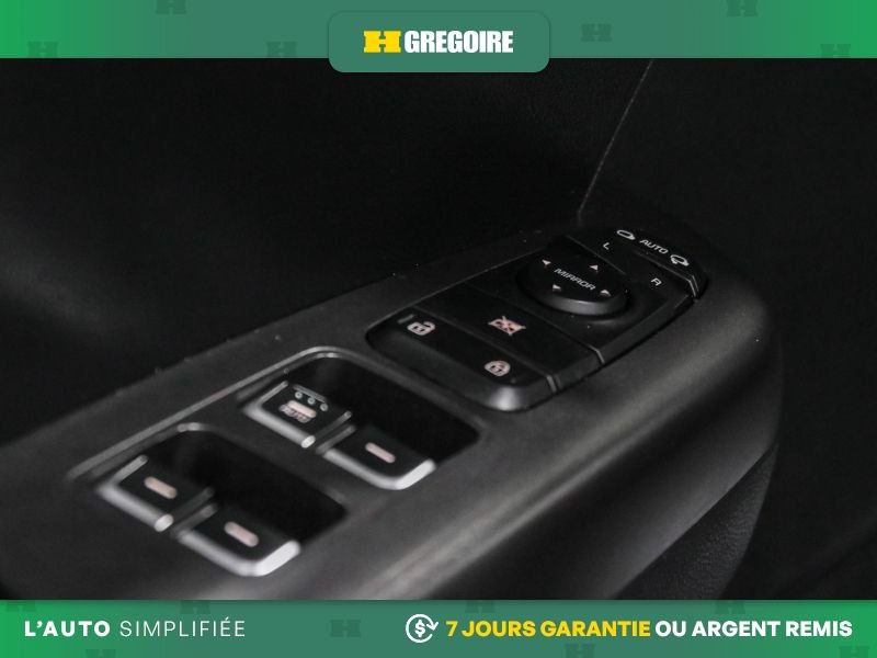 2022 Kia Sportage Blue Saint-Eustache - photo #15