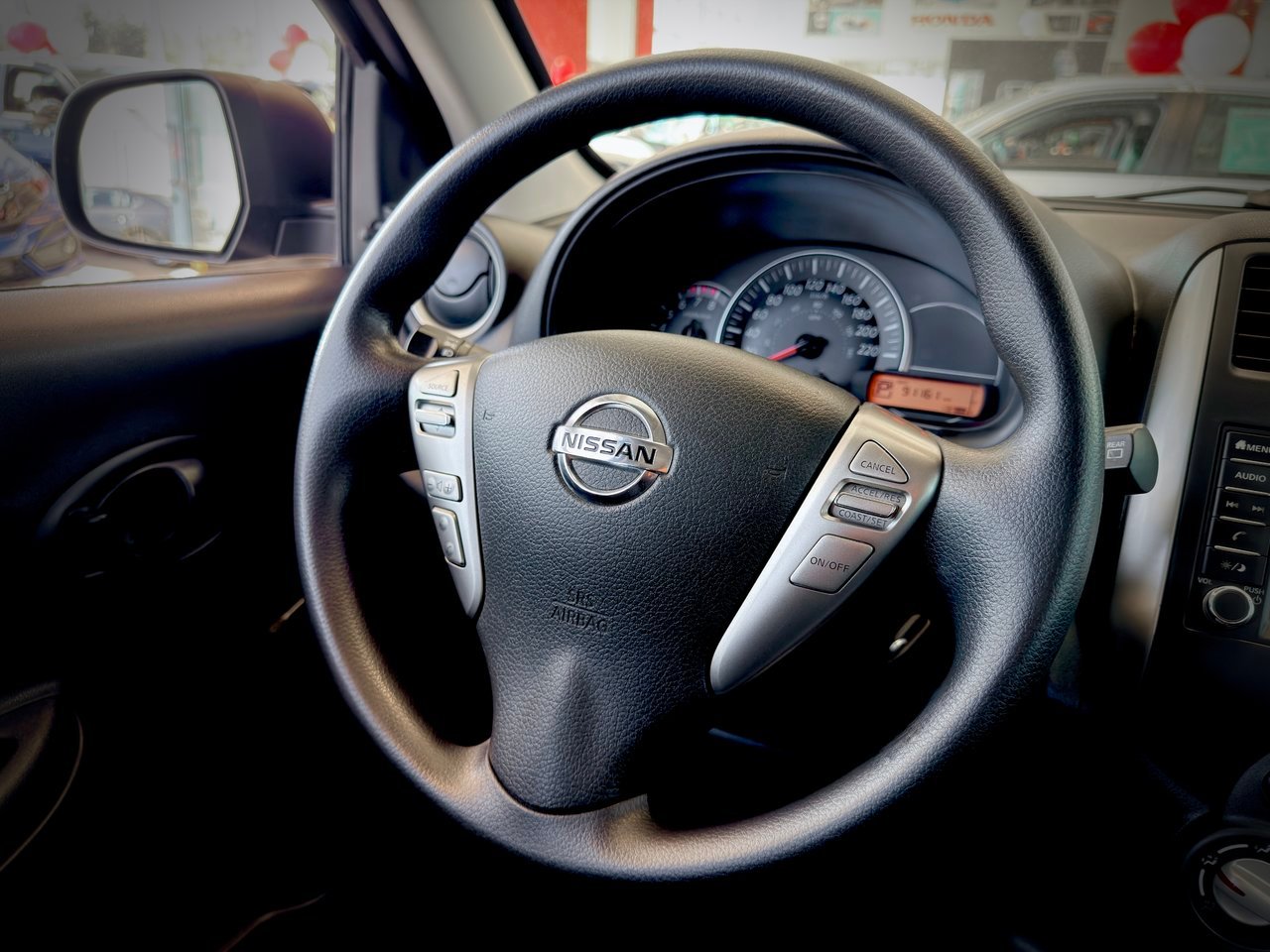 2019 Nissan Micra Black Notre-Dame-des-Prairies - photo #16