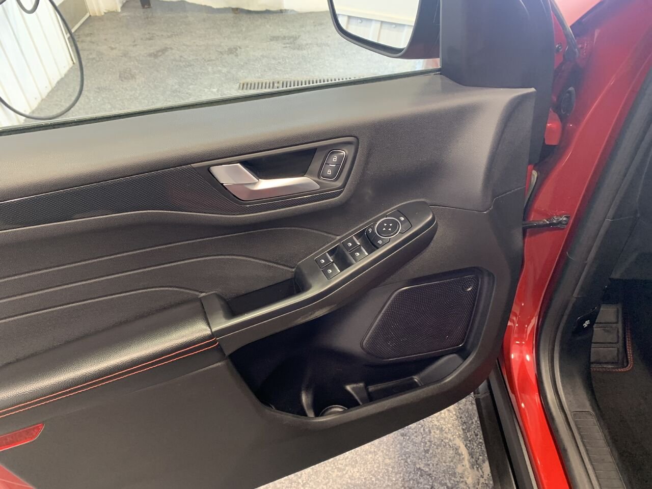 2023 Ford Escape ESCAPE ST-LINE HYBRIDE AWD Red Châteauguay - photo #23