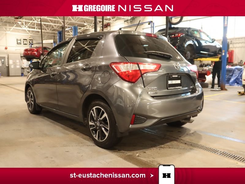 Toyota Yaris 2018 Gris Saint-Eustache - photo #18