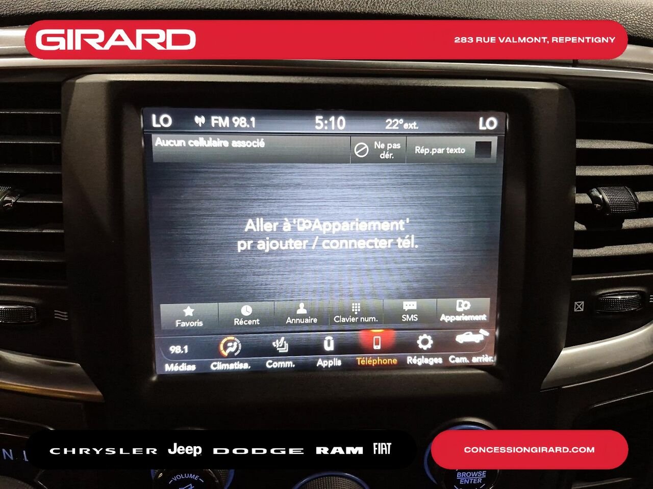 2021 RAM 1500 CLASSIC Grey Repentigny - photo #21