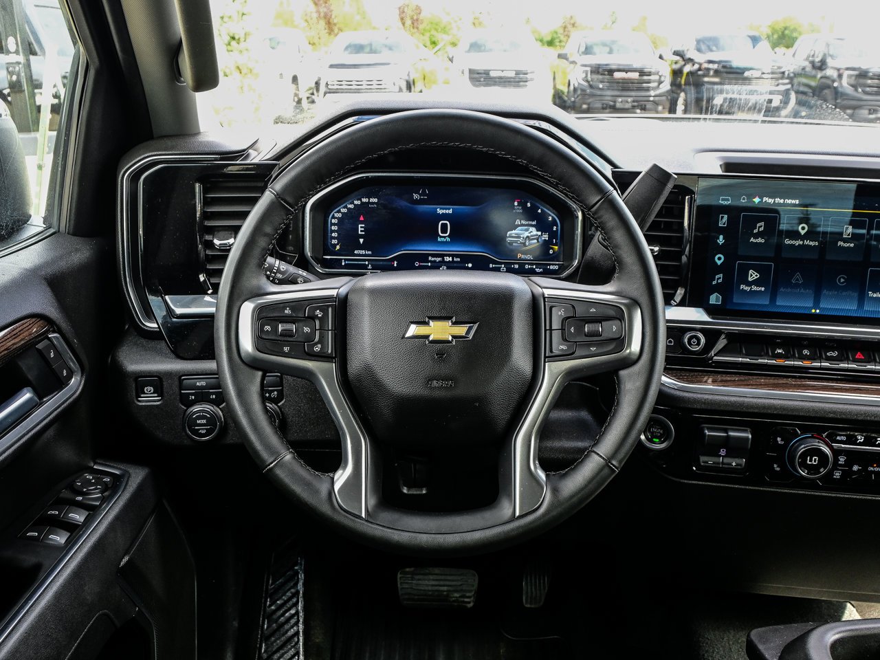 2025 Chevrolet Silverado 1500 4WD Crew Cab 147 LT Grey Sherwood Park - photo #19