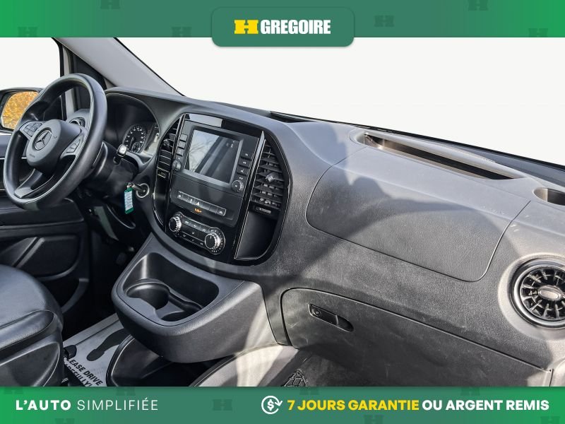 2022 Mercedes Benz Metris White Laval - photo #11