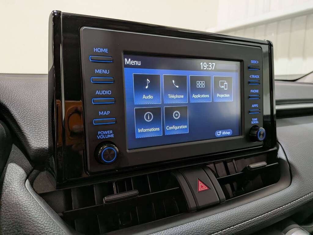 2022 Toyota RAV4 Hybrid XLE AWD White Val-David - photo #20