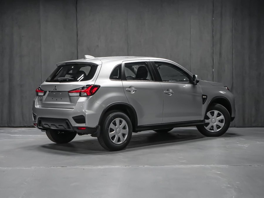 Mitsubishi RVR ES 2026 Gris titane