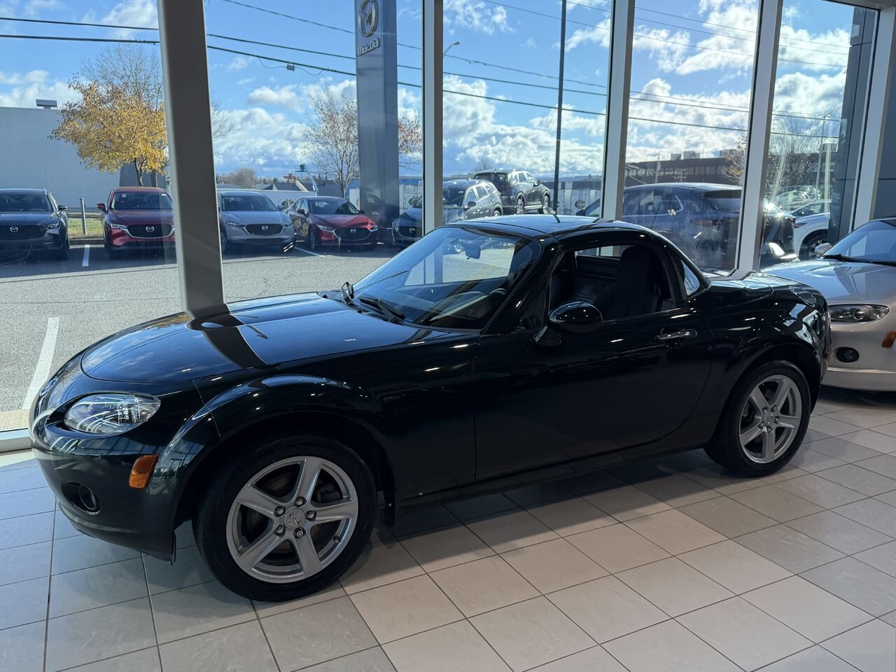 2007 Mazda MX-5 Green Ste-Marie - photo #5