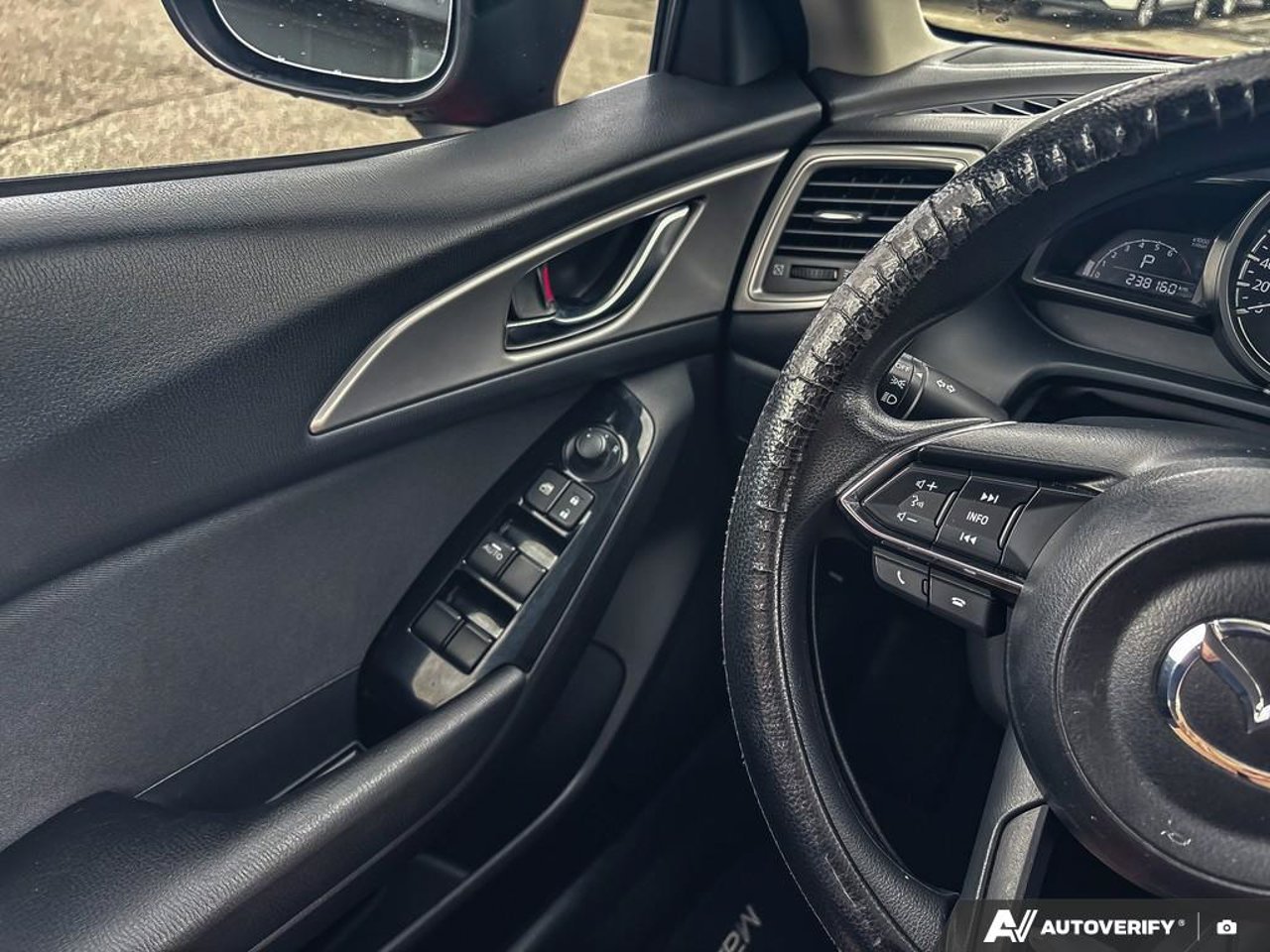 2017 Mazda Mazda3 JM1BN1K79H1121688 Red Mirabel - photo #19