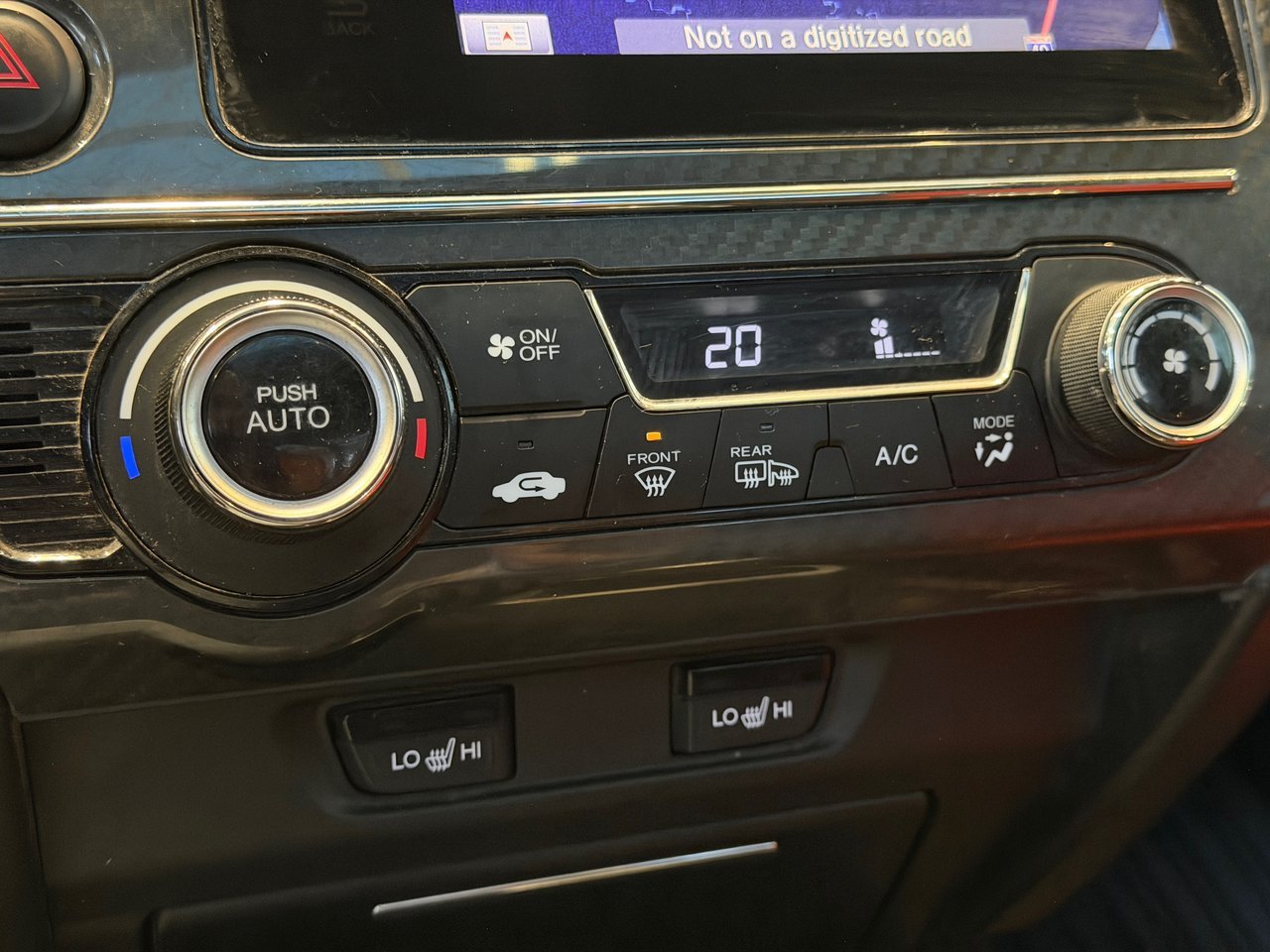 2015 Honda Civic Coupe Notre-Dame-des-Prairies - photo #23