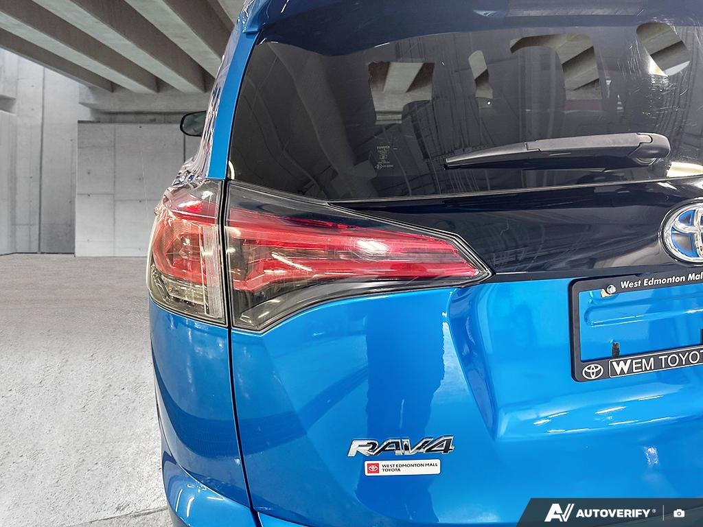 2018 Toyota RAV4 2602013B | Hybrid SE 08X7 ELECTRIC STO Edmonton - photo #10