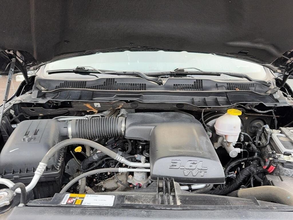 Ram 1500 Classic NIV 1C6RR7FG9LS154863 2020 Noir Baie-Comeau - photo #7