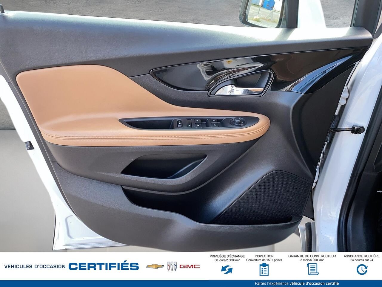 BUICK ENCORE ESS Essence 4 portes TA 2017 Blanc Montmagny - photo #9