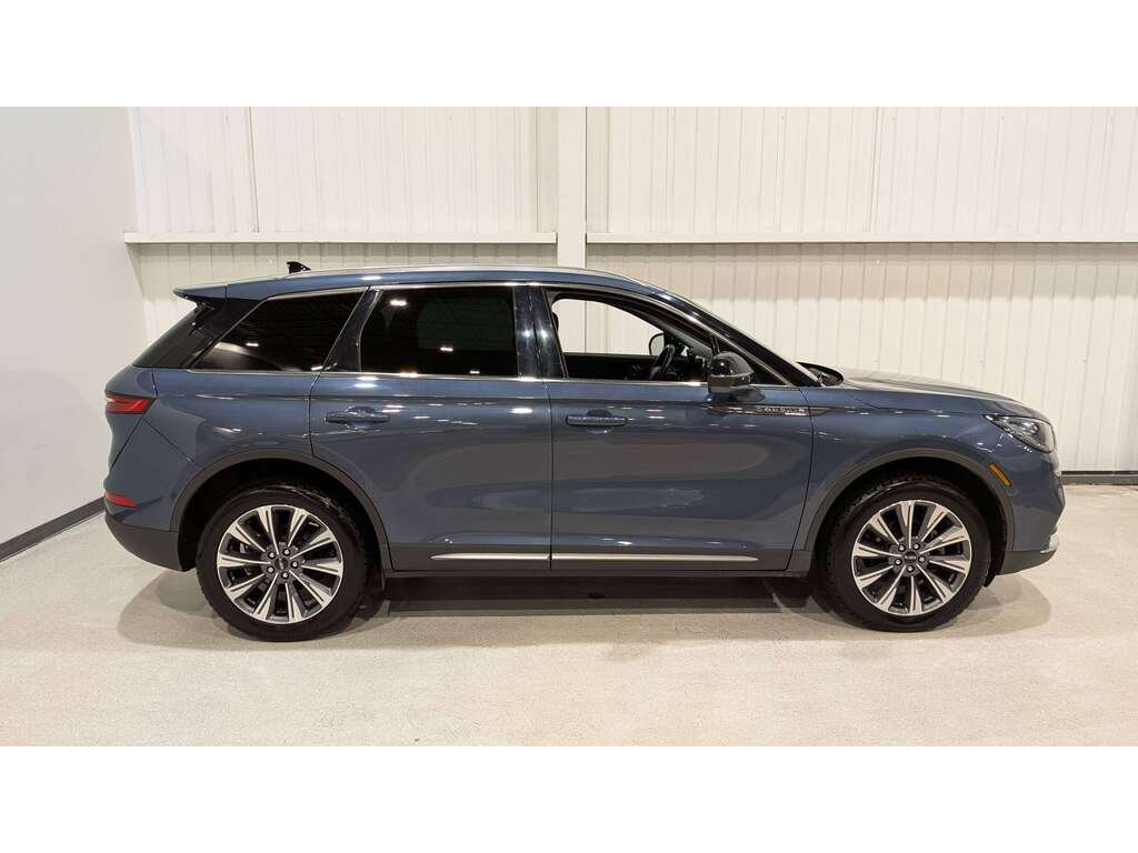 2022 Lincoln Corsair Reserve AWD Blue Val-David - photo #7