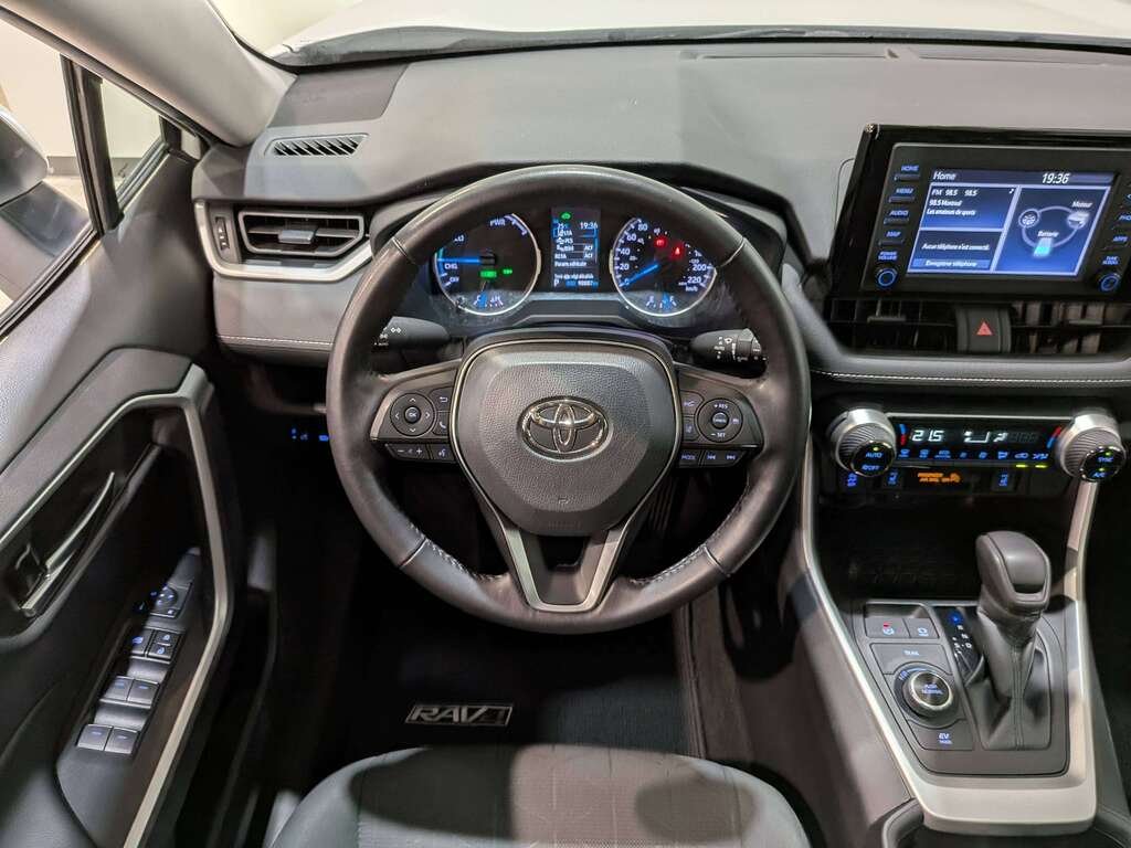 2022 Toyota RAV4 Hybrid XLE AWD White Val-David - photo #11