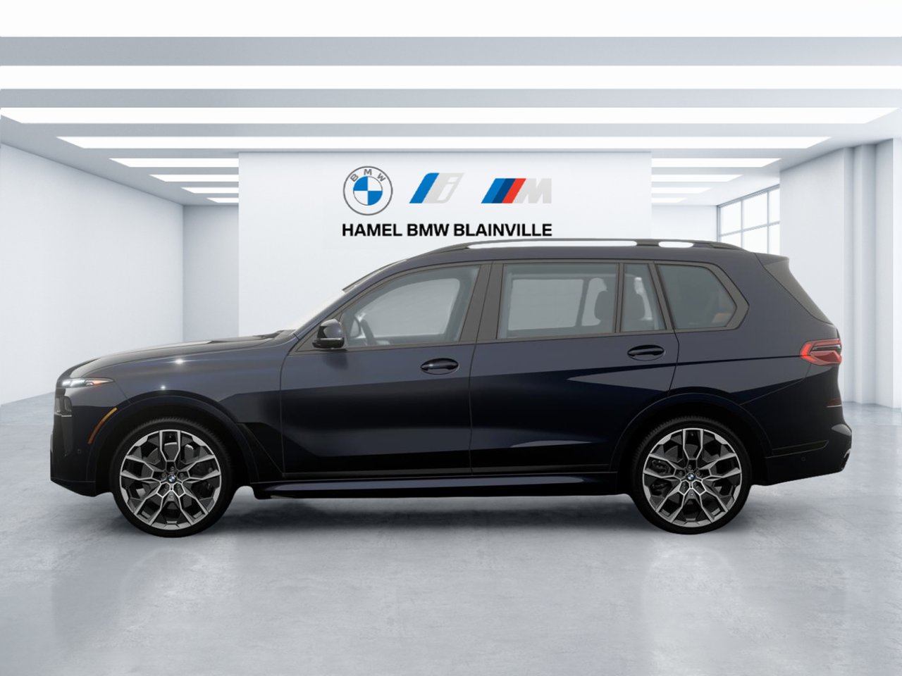 2026 BMW X7 Black Sapphire Metallic Blainville - photo #2