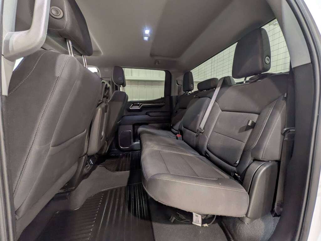 2024 GMC Sierra 1500 4WD Crew Cab 157" Elevation White Val-David - photo #11