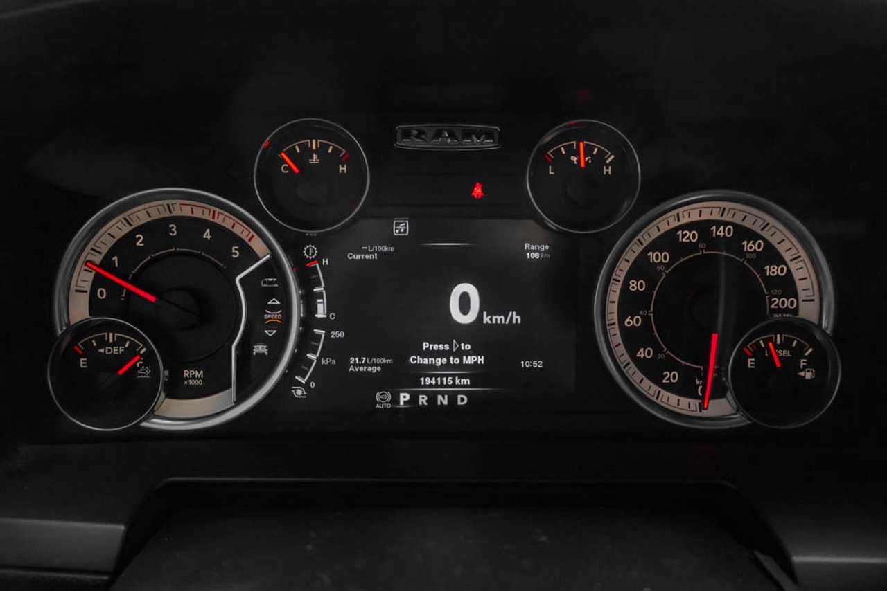 2013 Ram 3500 4WD Crew Cab 149 Laramie White Sherwood Park - photo #19