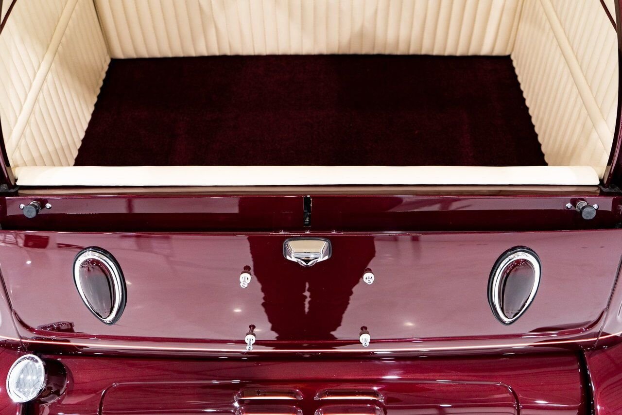 1932 Ford Highboy Lobeck creation spectacular presentation **PRICE IN USD** Red Montreal - photo #69