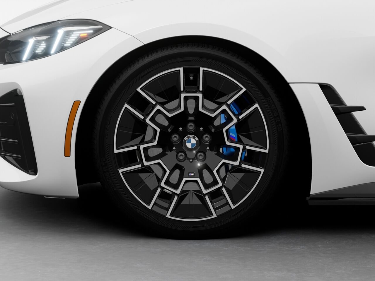 2026 BMW i4 Alpine White Blainville - photo #6