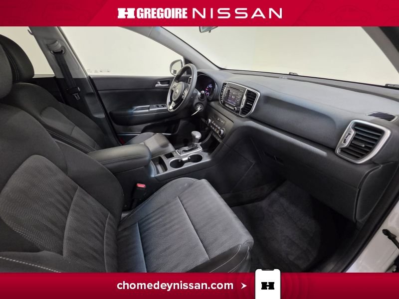 Kia Sportage CA7268 | LX * Mag * Bancs Chauffants * Bluetooth * 2018 Blanc Laval - photo #21