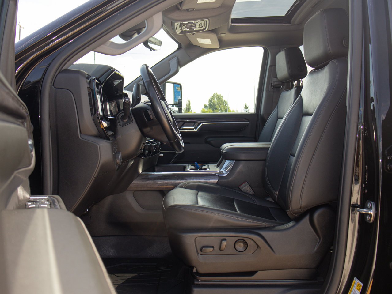 2024 Chevrolet Silverado 2500HD 4WD Crew Cab 159 LTZ Black Sherwood Park - photo #18