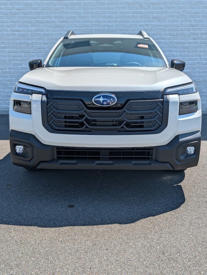 SUBARU Outback TOURING 2026 Blanc cristal nacré Saint-Hyacinthe - photo #4