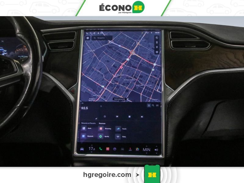 Tesla Model X 2016 Bleu Saint-Eustache - photo #16