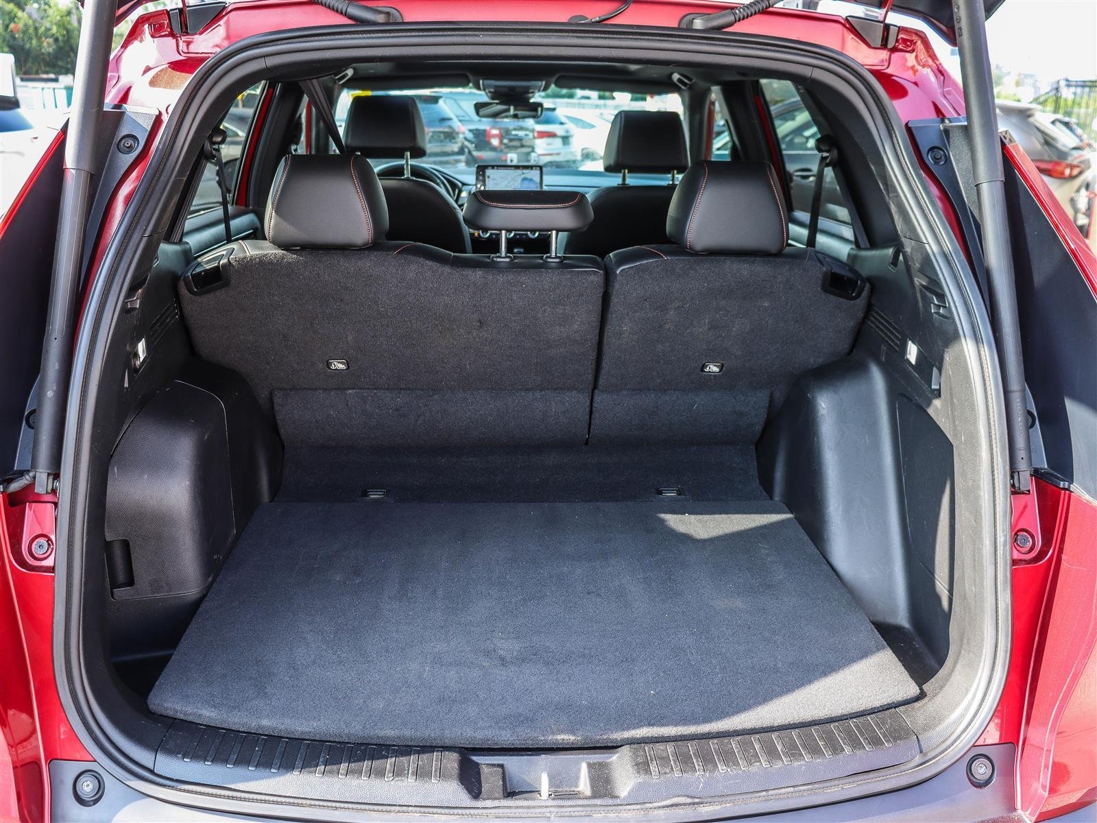 Honda CR-V hybride Touring 2023 Red Ottawa & Gatineau - photo #18